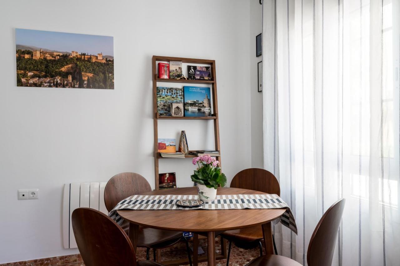 Ferienwohnung Anna - Triana Sevilla Exterior foto