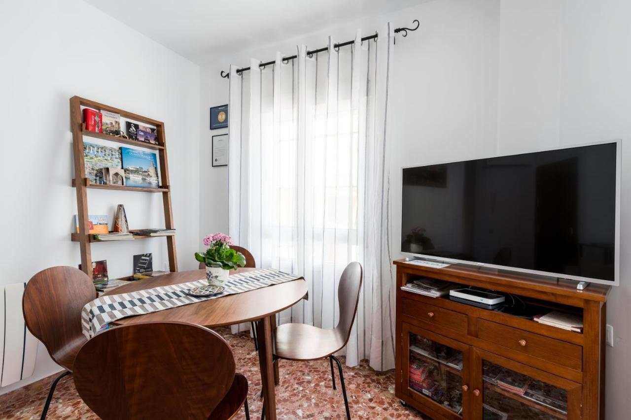 Ferienwohnung Anna - Triana Sevilla Exterior foto